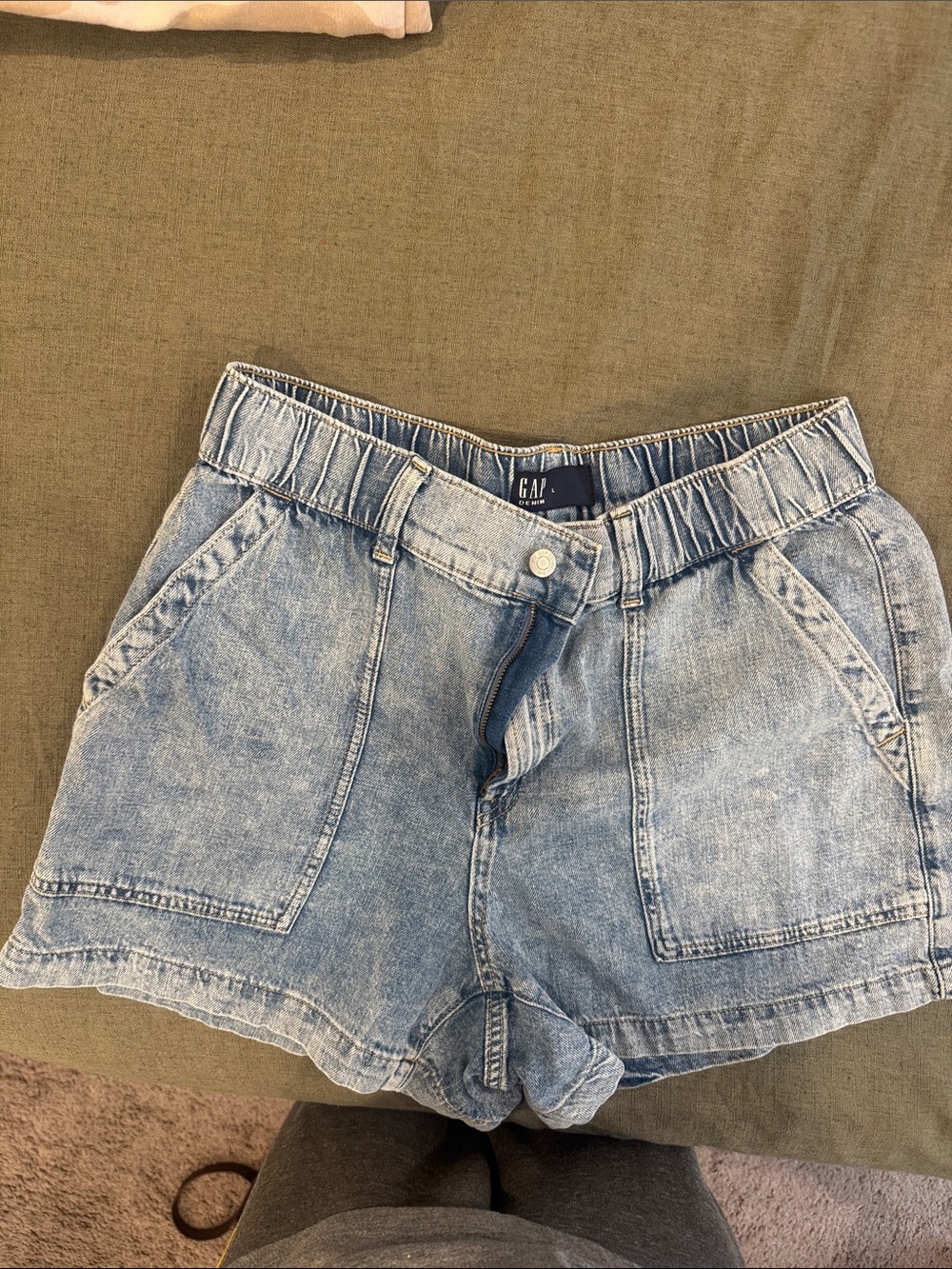 Gap denim shorts. NWOT.